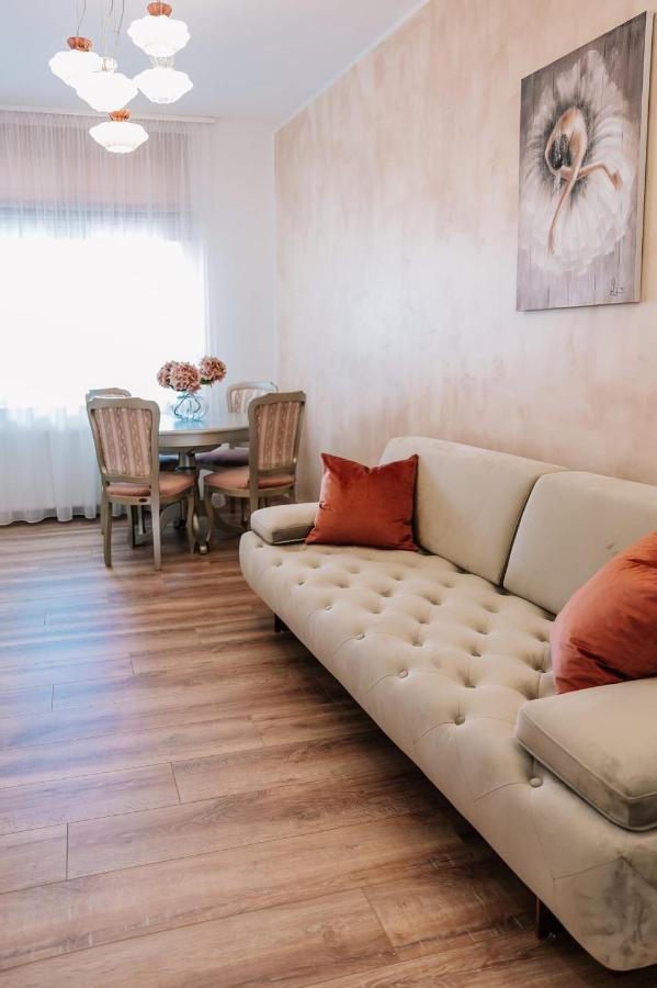 Casa Gallo (Adults Only) Sibiu Exteriör bild